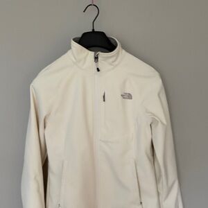 The North Face Men’s Cream Lightweight Softshell Jacket